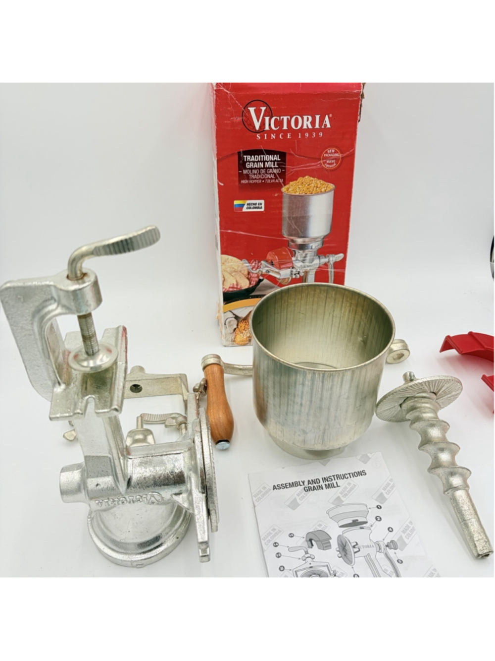 VICTORIA Traditional Manual Grain Mill High Hopper Clamp Grinder Made Colombia